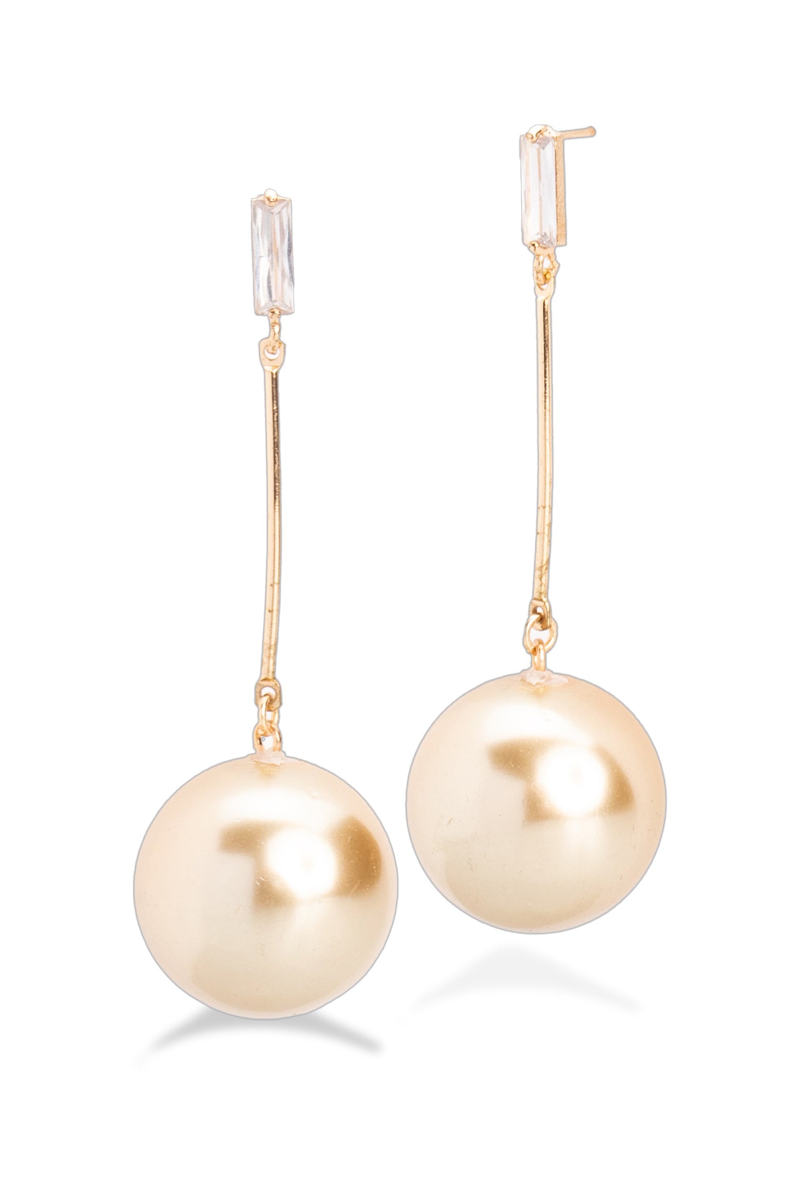 Audrey Pearl Drop Earring