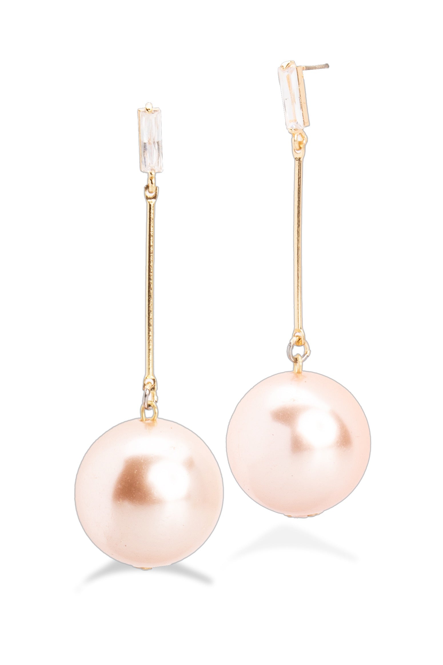Audrey Pearl Drop Earring
